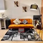 1Bed Balcony Grocery Downstairs